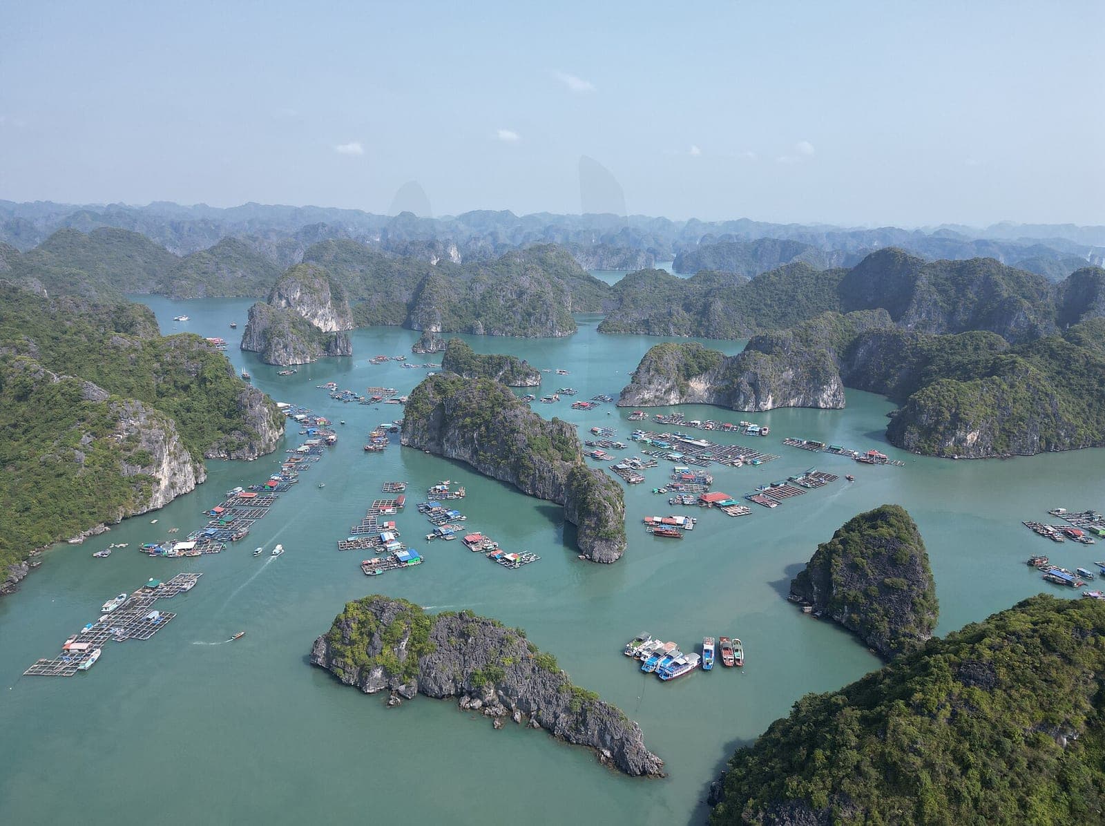 Lan Ha Bay-Cat Ba Vietnam-Andres Larin