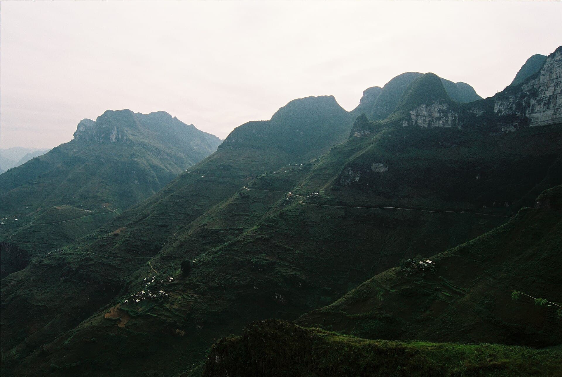 Mountain road at Mã Pí Lèng Pass, Hà Giang Province, Vietnam