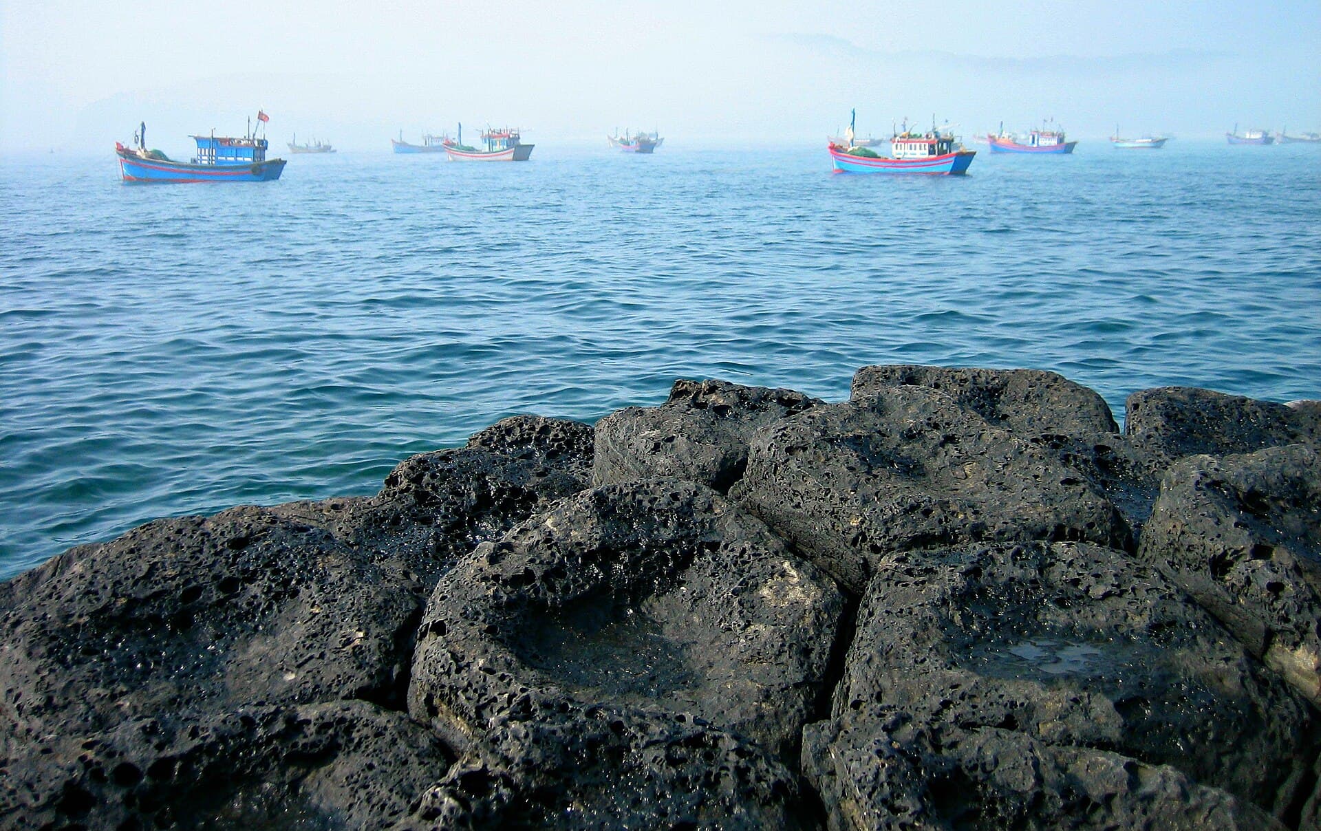 Basalt rocks at Gành Đá Đĩa