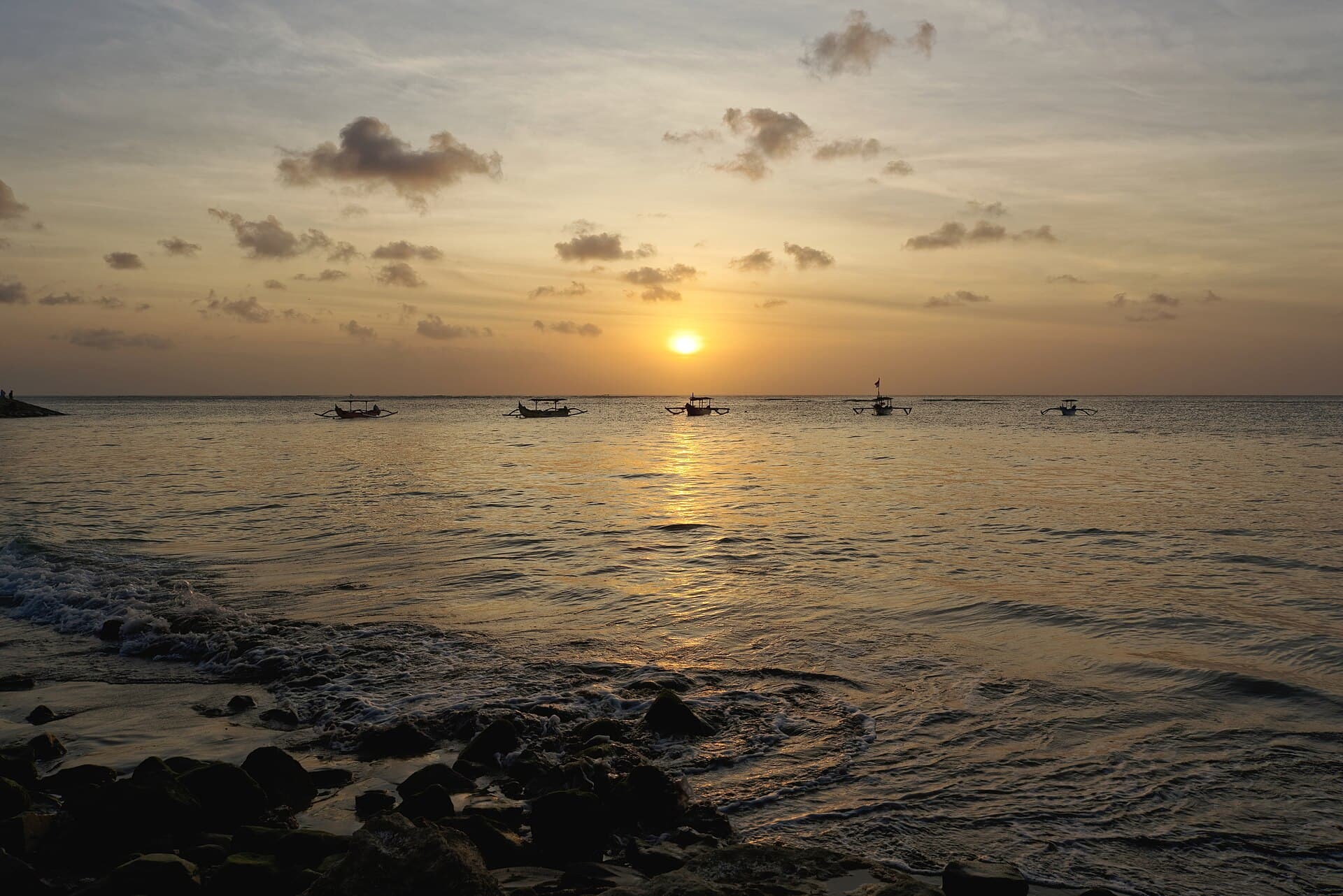 Sunset, Kuta, Bali, Indonesia, 20220825 1805 0898