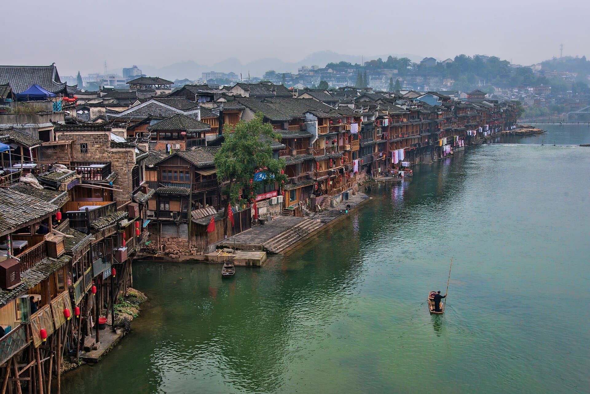 Ảnh Phượng Hoàng cổ trấn