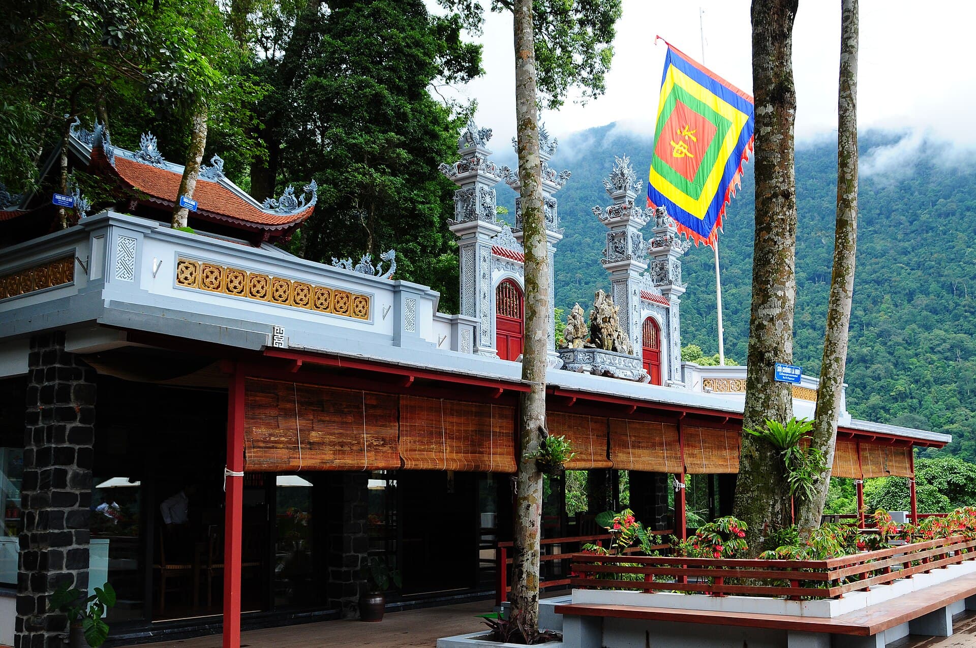 Khu Dịch vụ và Nhà khách Tây Thiên - Tam Đảo, Vĩnh Phúc - panoramio